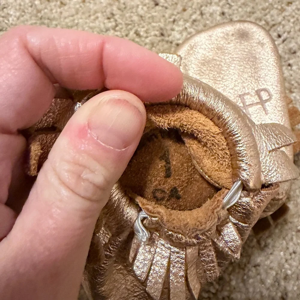 Freshly Picked Gold Moccasin Soft Sole - Size 1